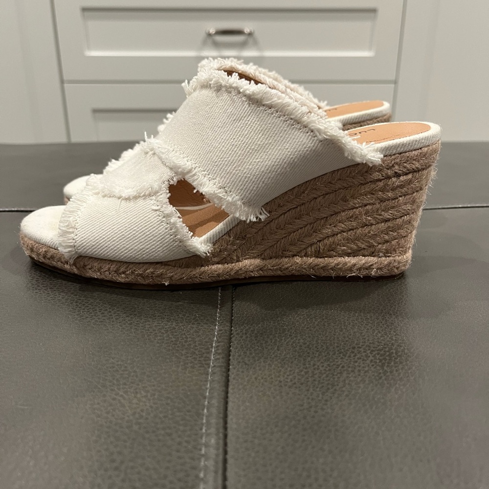 Lucky Brand Wedge Slides - Picture 4 of 8